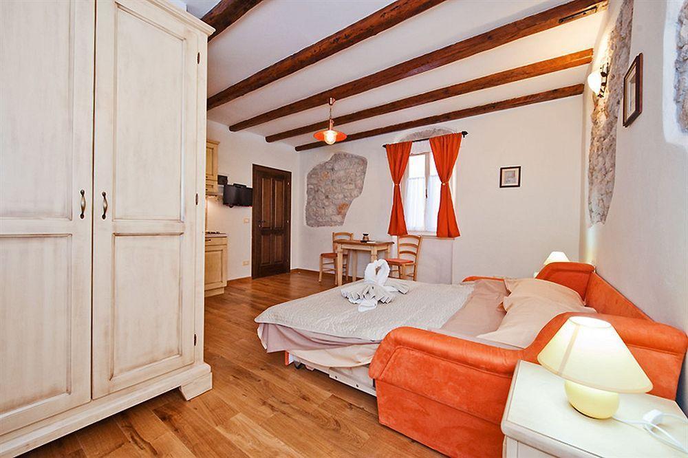 Rooms Villa Duketis Rovinj Exterior photo