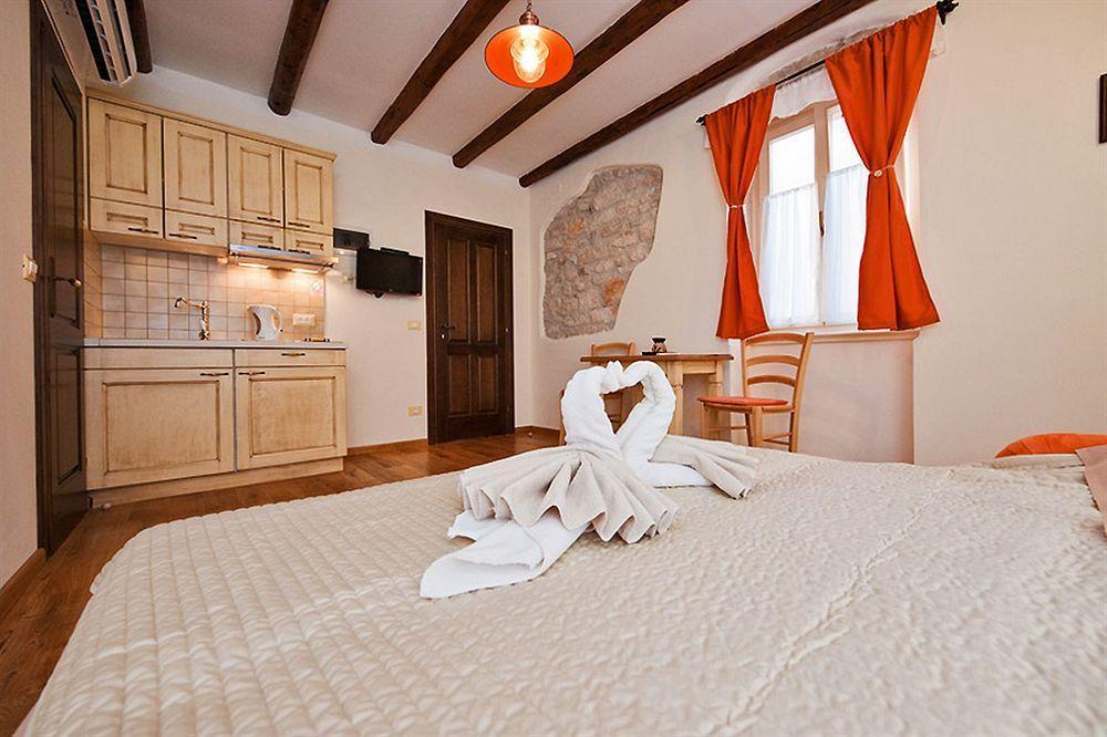 Rooms Villa Duketis Rovinj Exterior photo