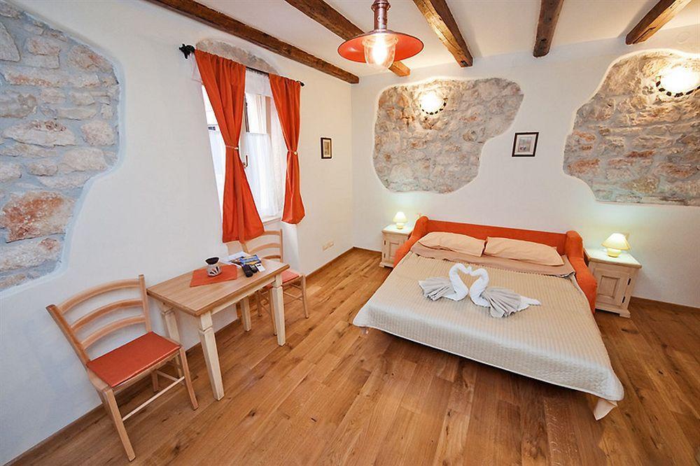 Rooms Villa Duketis Rovinj Exterior photo