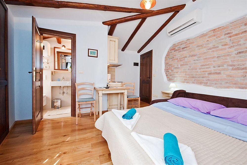Rooms Villa Duketis Rovinj Exterior photo
